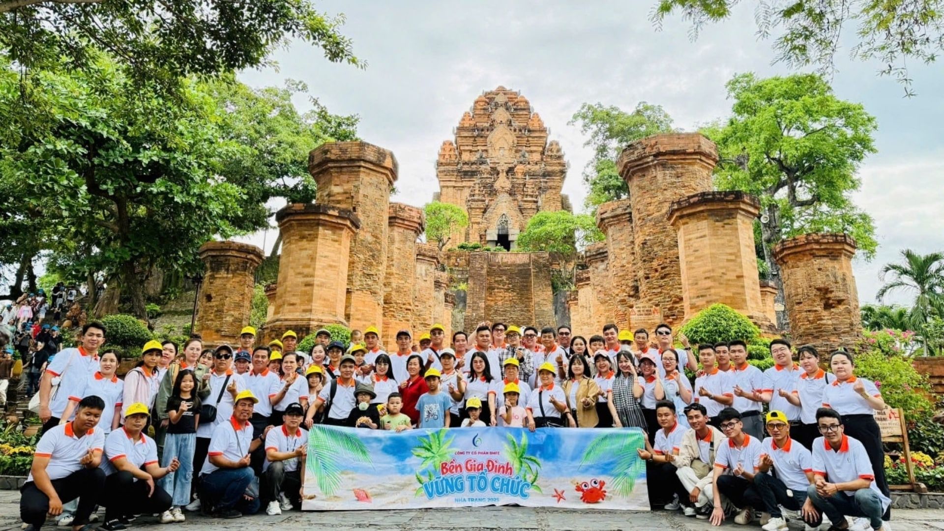 CHƯƠNG TRÌNH THAM QUAN 2025 - LỄ 30/4 - 1.5 : THIÊN ĐƯỜNG BIỂN ĐẢO  NHA TRANG - 3 NGÀY 3 ĐÊM