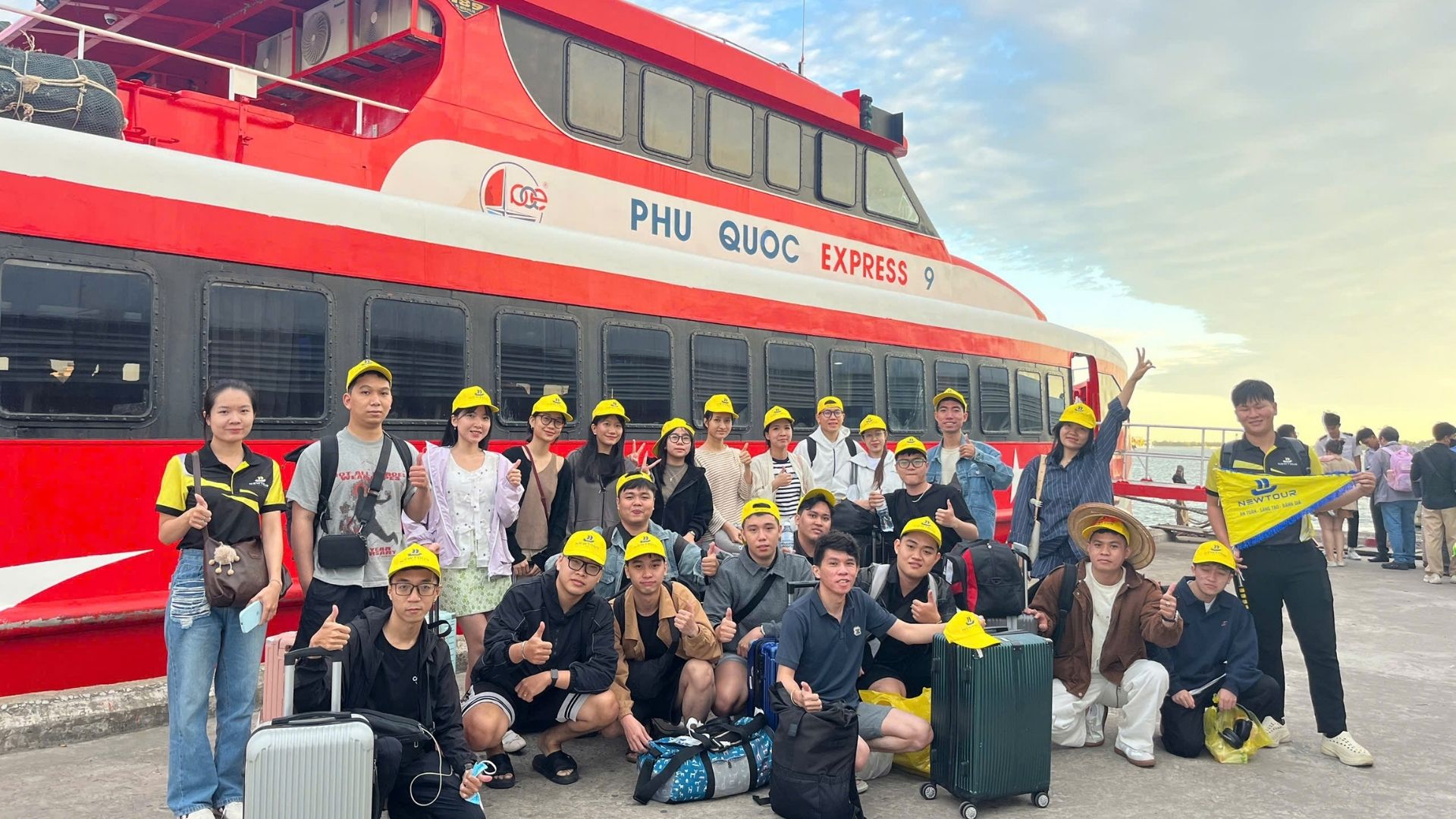 TOUR TẾT: DU LỊCH PHÚ QUỐC - ĐẢO NGỌC TRỜI XANH - RÌ RÀO SÓNG VỖ - 3 NGÀY 3 ĐÊM