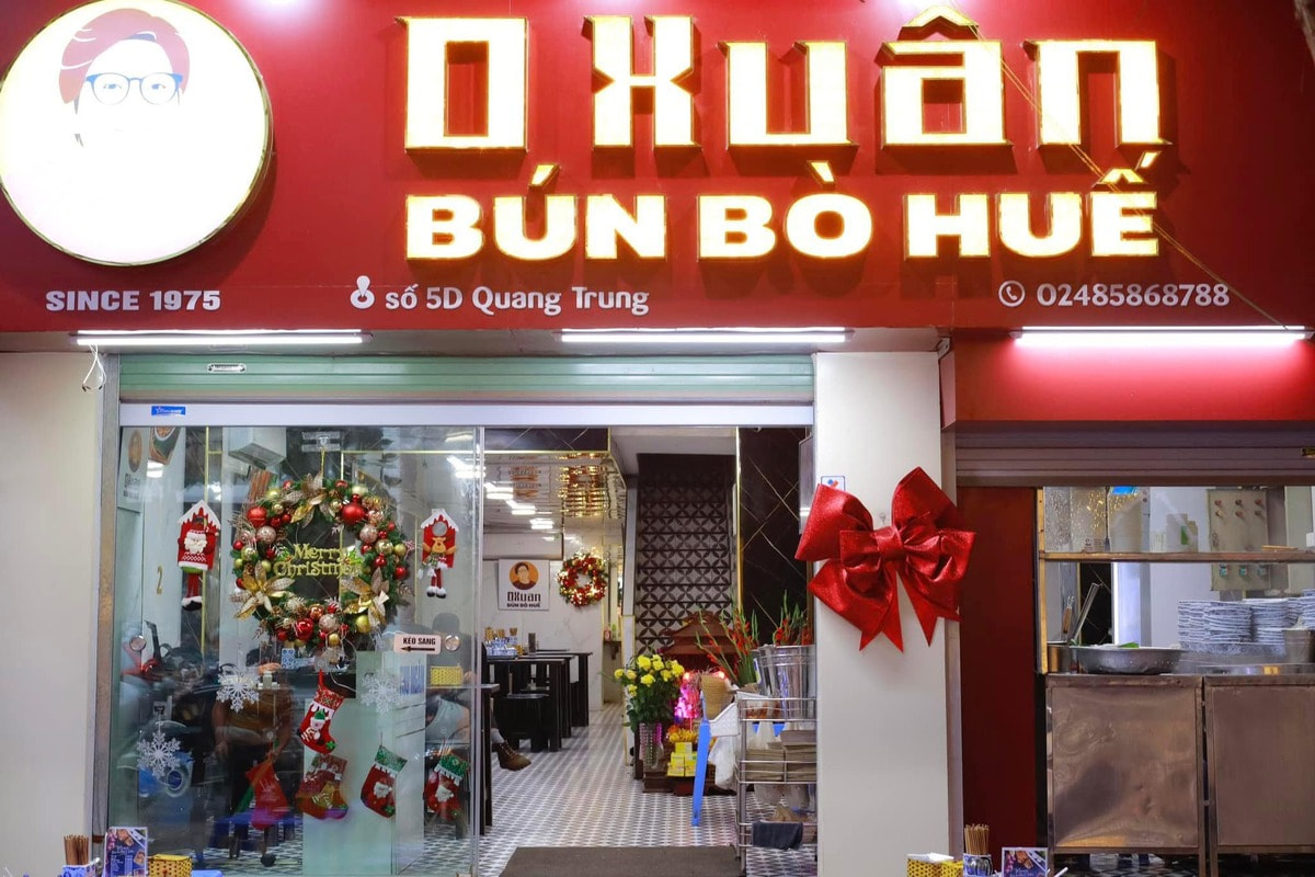 Bún bò Huế O Xuân mang hương vị đặc trưng của Cố Đô đến với thủ đô.