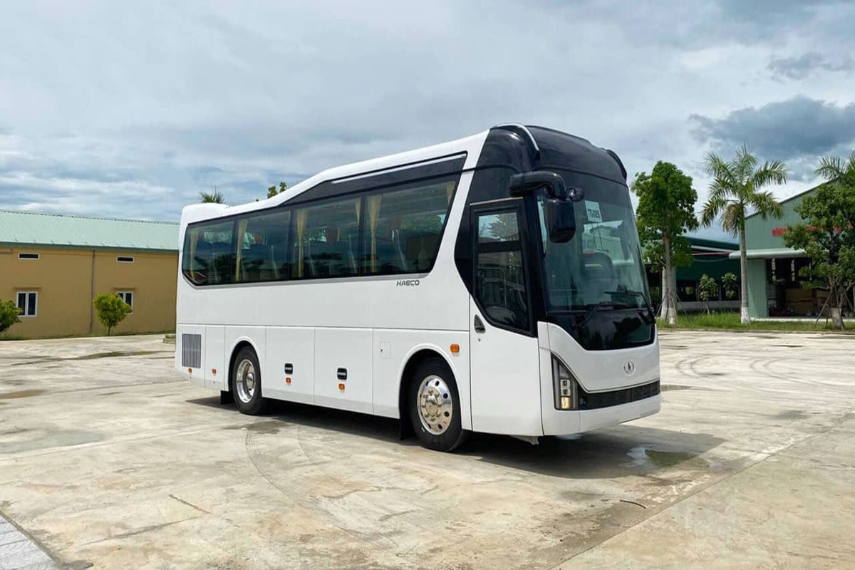 Hyundai Universe 35 chỗ