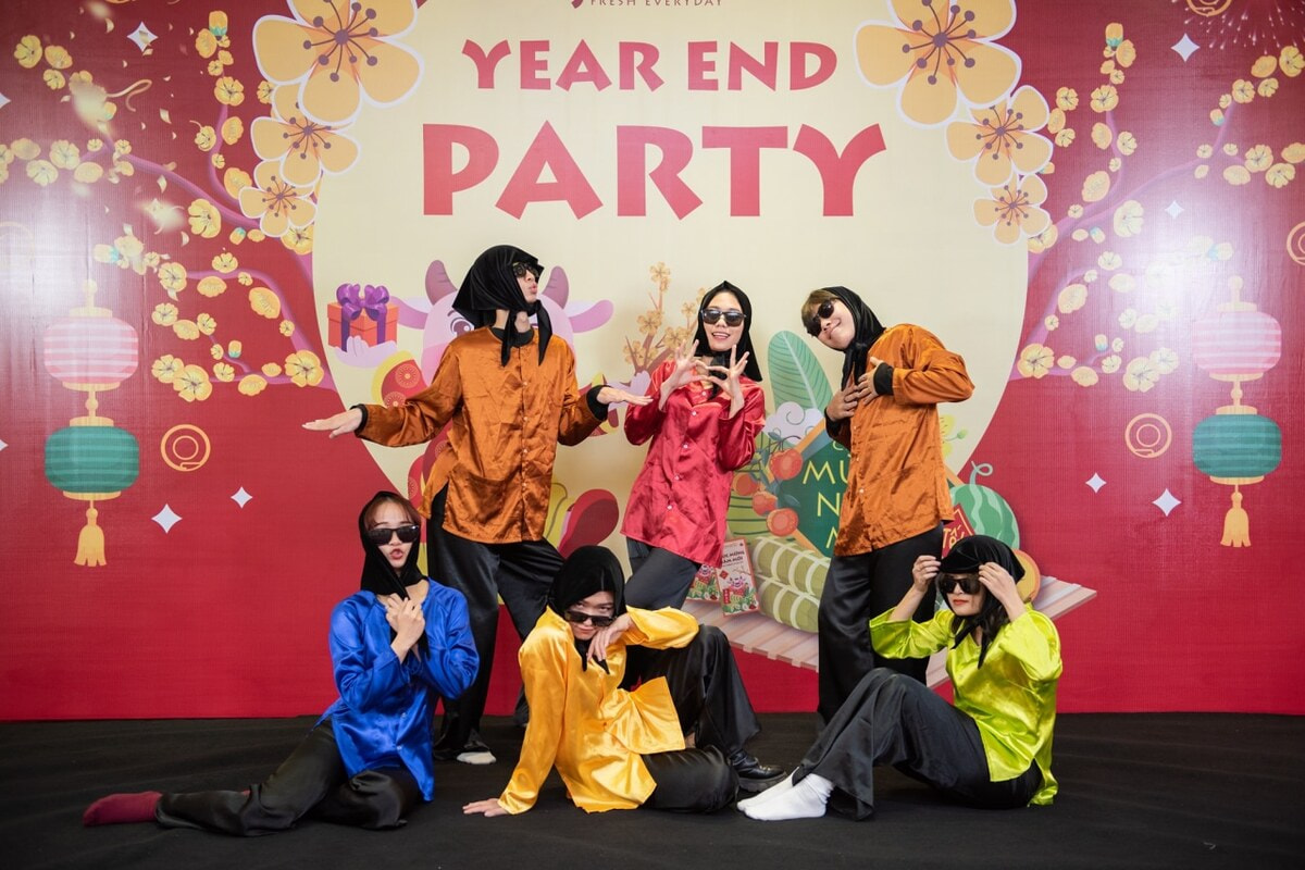 Concept year end party tổ chức tranh tài cho các phòng ban