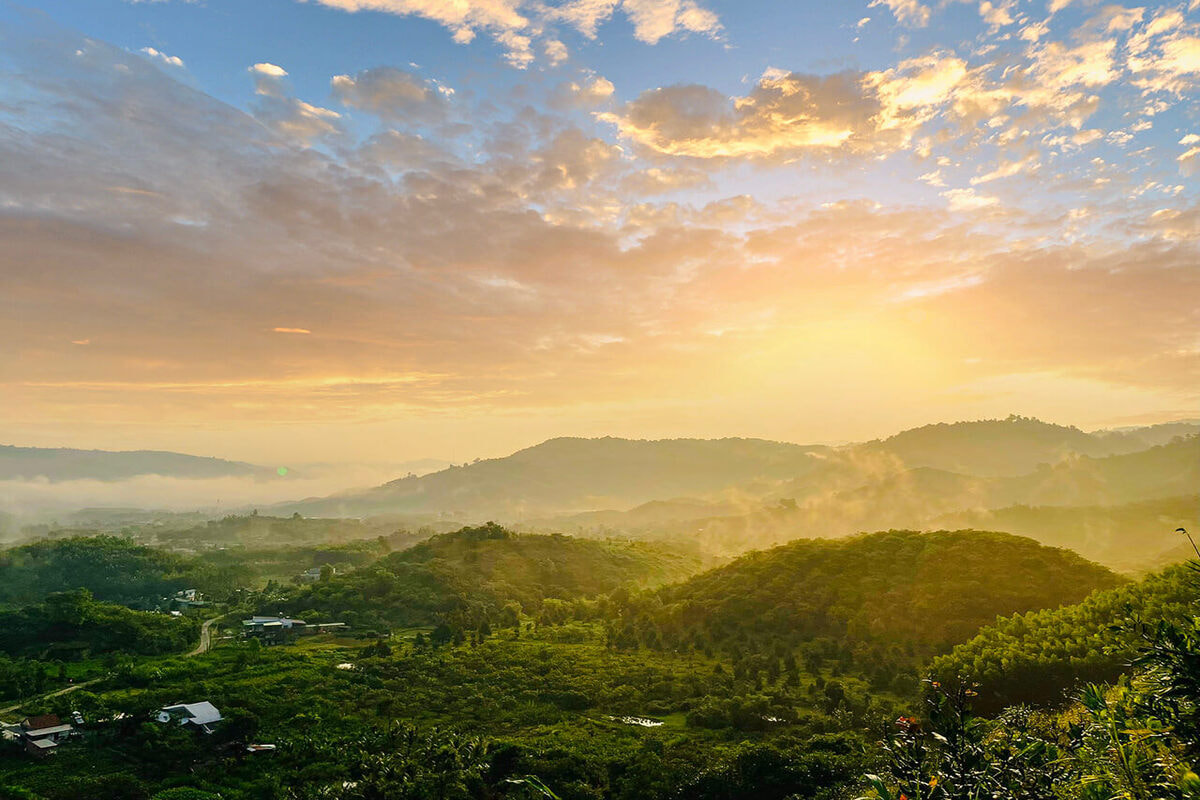 Hoàng hôn tại Madagui