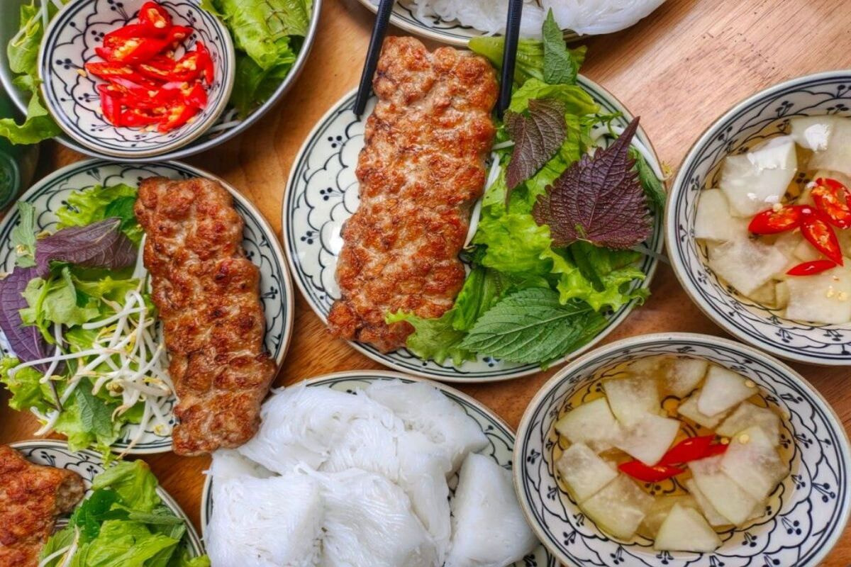 Bún chả mang đậm hương vị Hà Thành