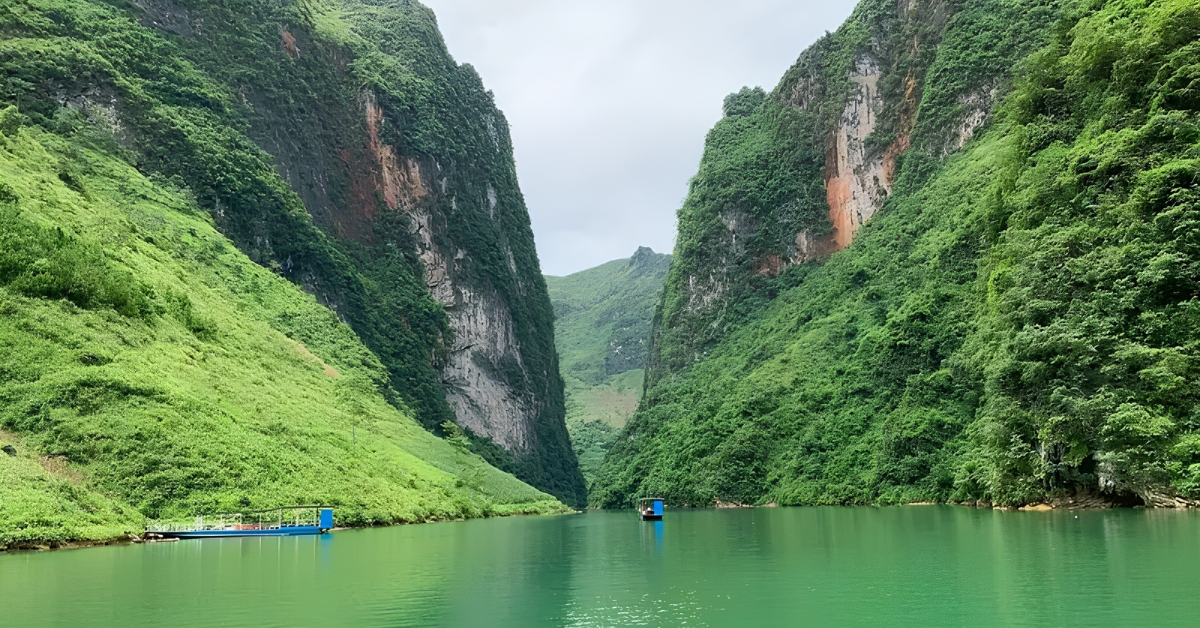 TOUR DU LỊCH NỘI BÀI – HÀ GIANG – ĐỒNG VĂN – NHO QUẾ 4 NGÀY 3 ĐÊM
