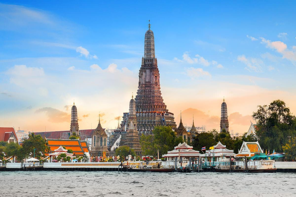 Khám phá chùa Wat Arun tại Thái Lan