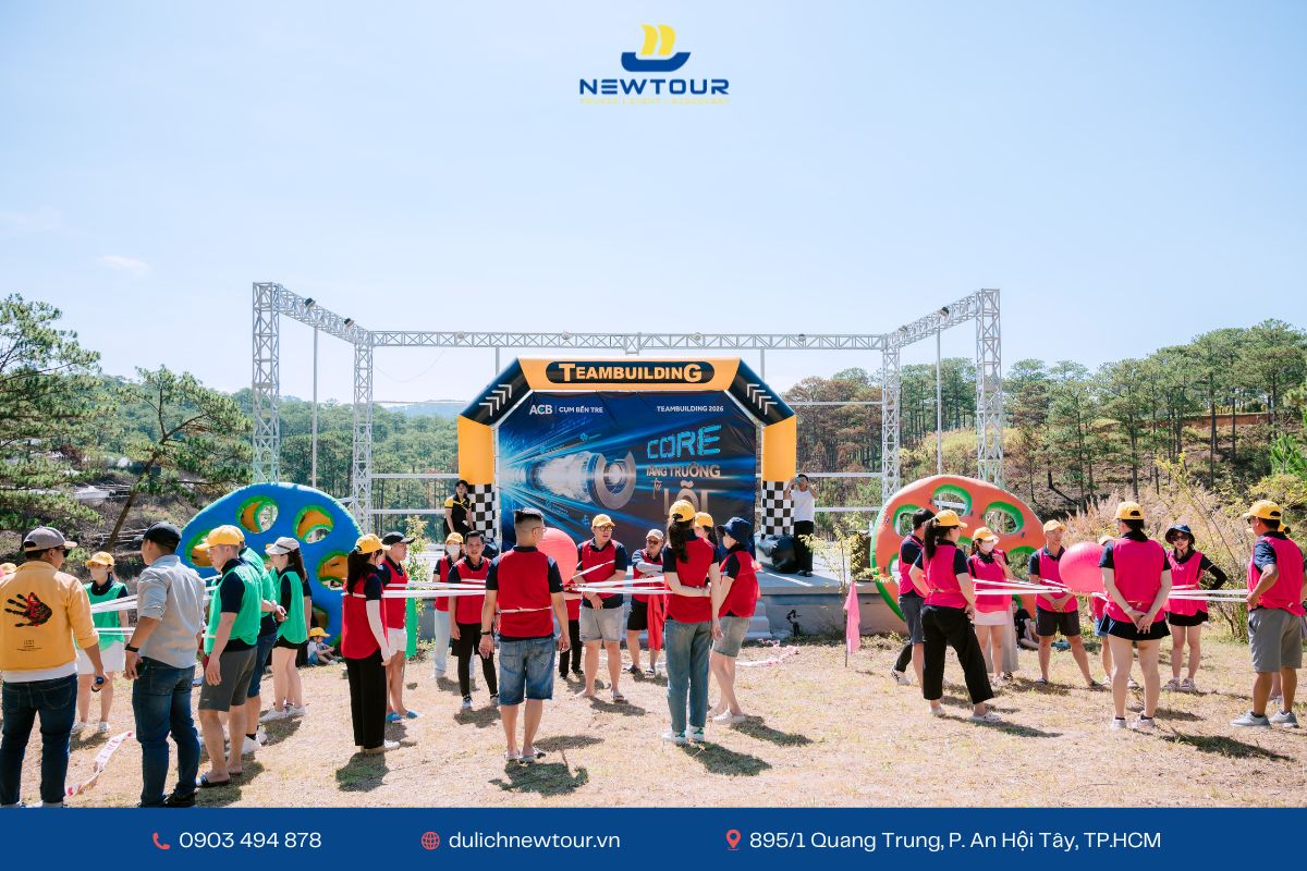 MC hoạt náo trò chơi Teambuilding doanh nghiệp 80 thành viên&nbsp;
