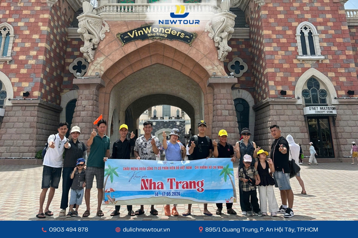 Nha Trang - Thành phố biển với nước xanh, cát trắng