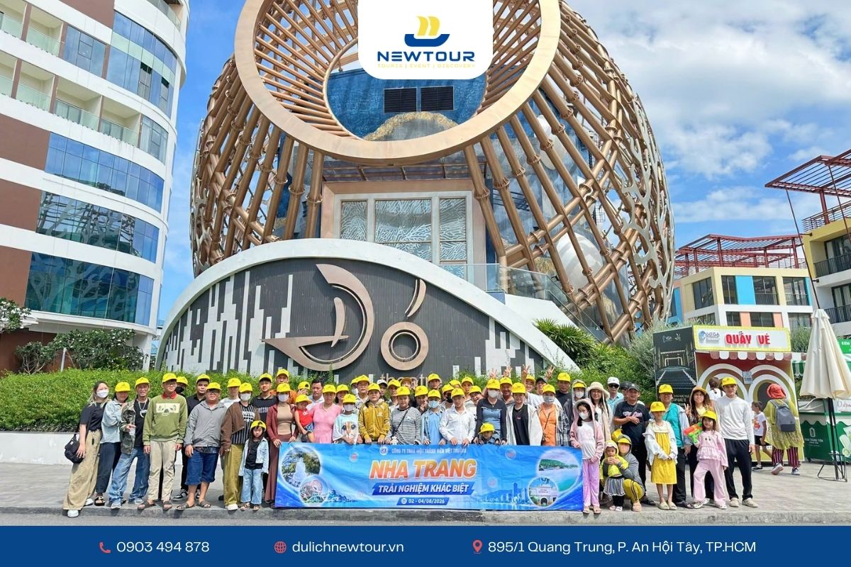 Tham quan nhà hát Đó - Nha Trang