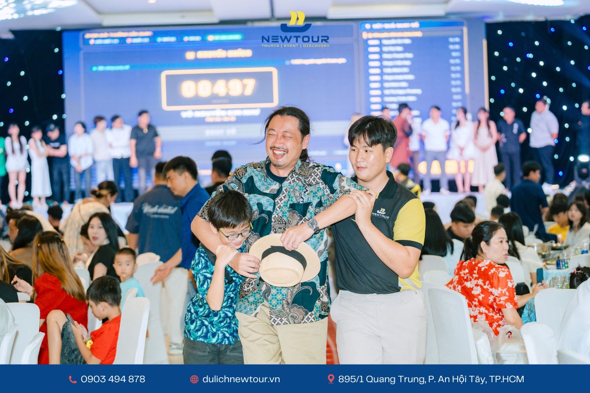 Những Khoảnh Khắc Đáng Nhớ Cùng Đội Ngũ NEWTOUR&nbsp;