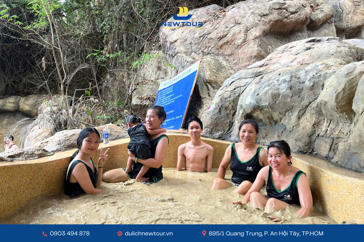 Tắm bùn khoáng Tháp Bà - trải nghiệm đặc trưng khi đến Nha Trang 3N3Đ
