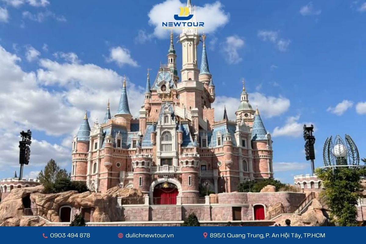 Shanghai Disneyland