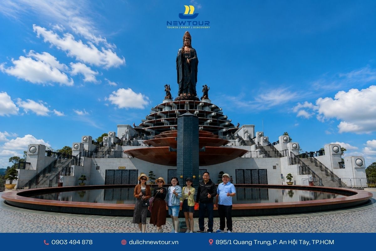 Check-in đỉnh Vân Sơn