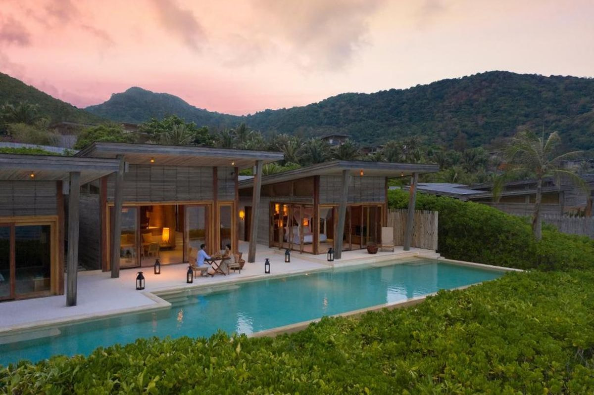 Six Senses là khu resort 5 sao phù hợp cho những du khách muốn trải nghiệm nghỉ dưỡng sang trọng và đẳng cấp